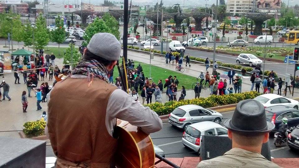 2014 «200 CUECAS AL AIRE LIBRE»(Descentralizando la música popular)