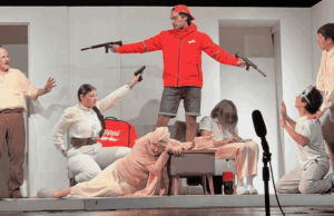 NUEVA ZELANDA ES UNA COMEDIA NEGRA AL BORDE DEL DERRUMBE
